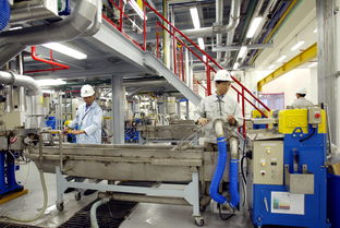 國際局勢變動下的商業(yè)堅守 地坪材料行業(yè)的研發(fā)與購銷之道